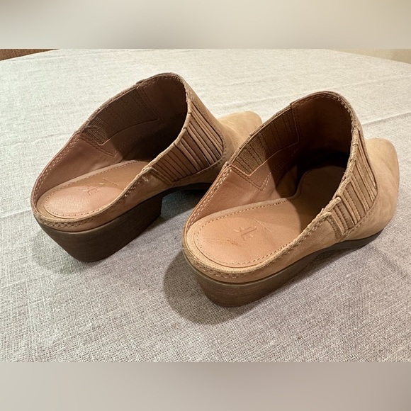 Frye Roxie Tan Leather Slip On Mules Clogs Women US 6.5 - Picture 3 of 8